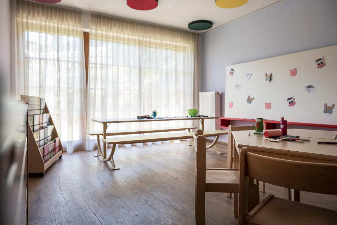 Post Alpina - Family Mountain Chalets San Candido Bagian luar foto