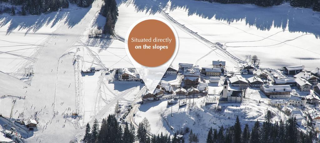 Post Alpina - Family Mountain Chalets San Candido Bagian luar foto
