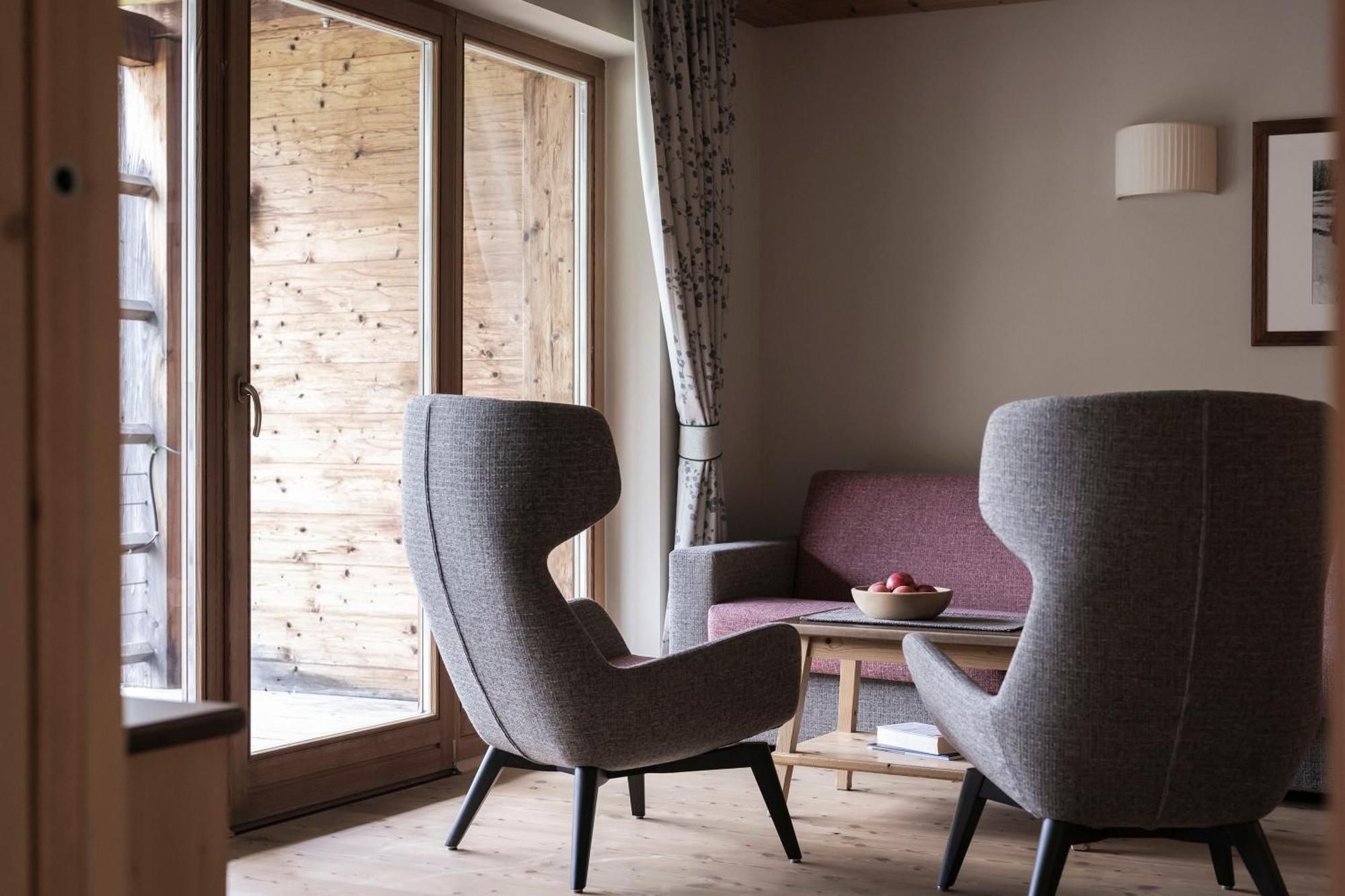 Post Alpina - Family Mountain Chalets San Candido Bagian luar foto
